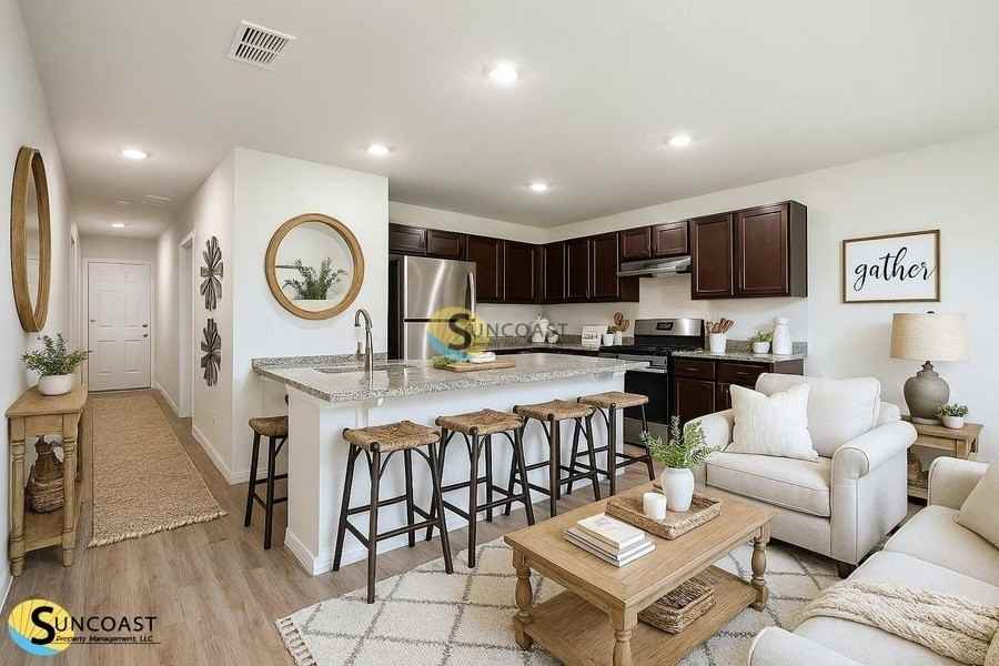 13 Plumtree Pl #B - Photo 4 of 24