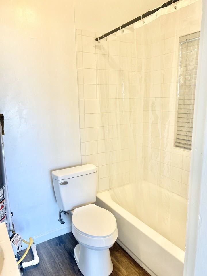 1152 Dixie Hwy #4 - Photo 3 of 9