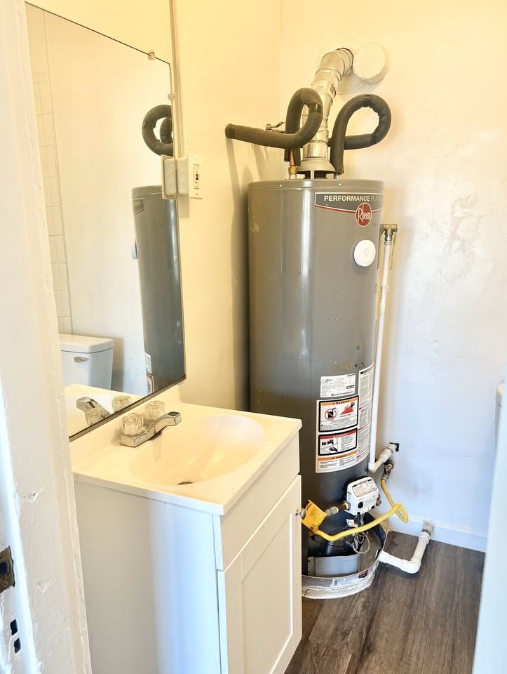 1152 Dixie Hwy #4 - Photo 4 of 9