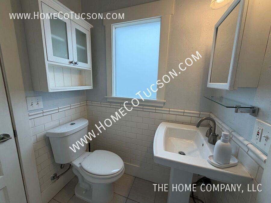 425 N Park Ave - Photo 7 of 16