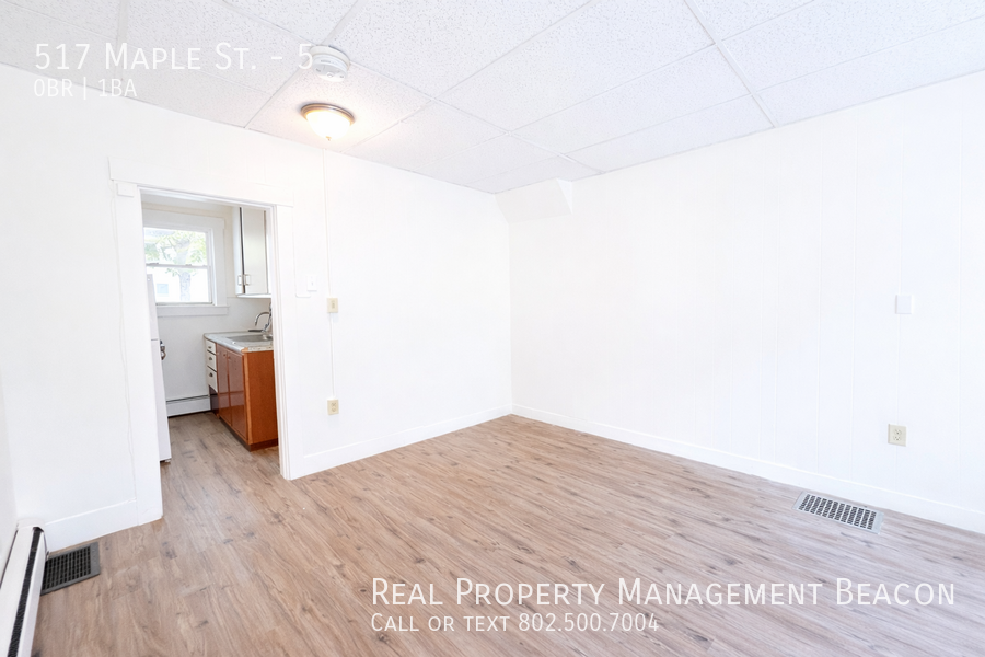 517 Maple St #5 - Photo 3 of 5