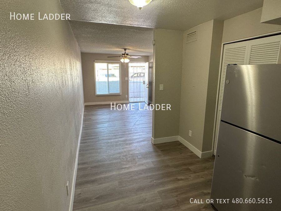 2262 E Broadway Rd #B - Photo 5 of 11