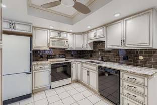 14102 E Linvale Pl #302 - Photo 1 of 1