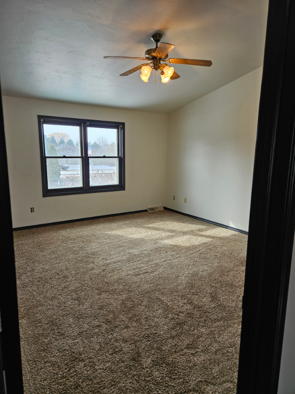 2646 Finger Rd - Photo 2 of 20