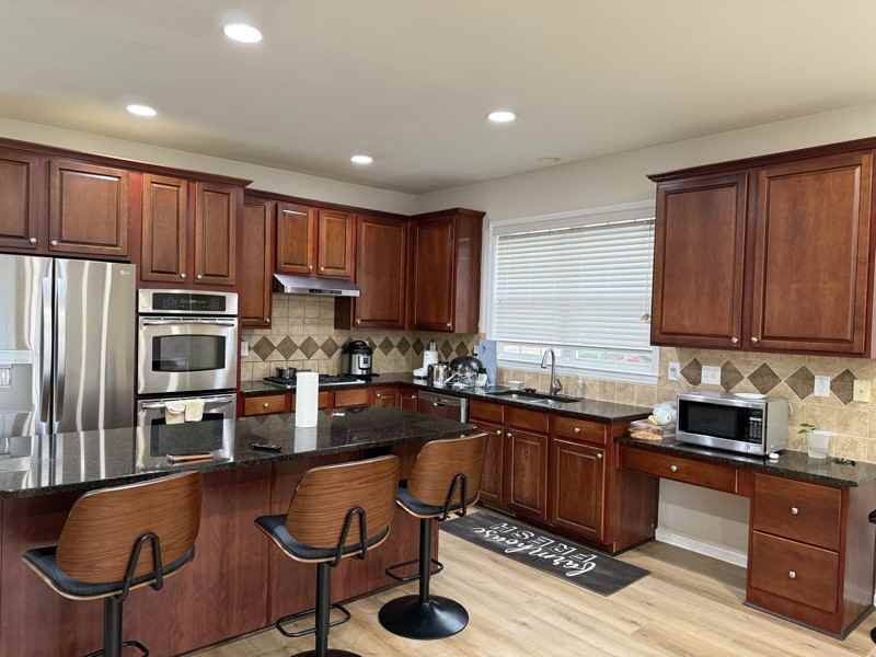 830 Pimlicon Pl - Photo 3 of 8