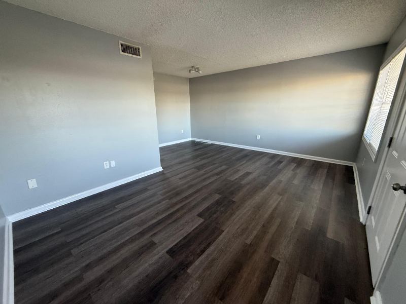 2605 Nwstreet #308 - Photo 2 of 6