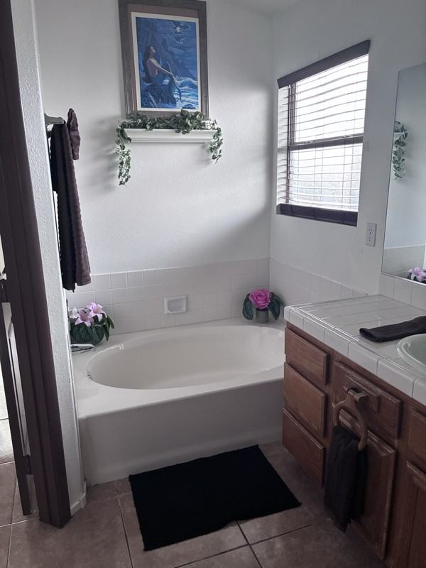 3929 Cutting Horse Ave - Photo 3 of 4