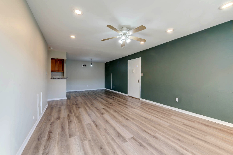 160 Cumberland Park Ct #F - Photo 3 of 20