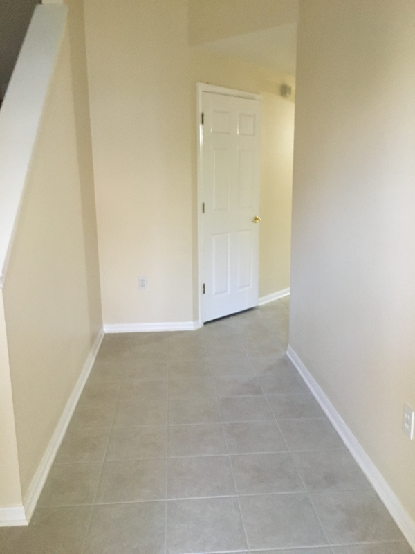 5522 Lake Leta Blvd - Photo 3 of 18