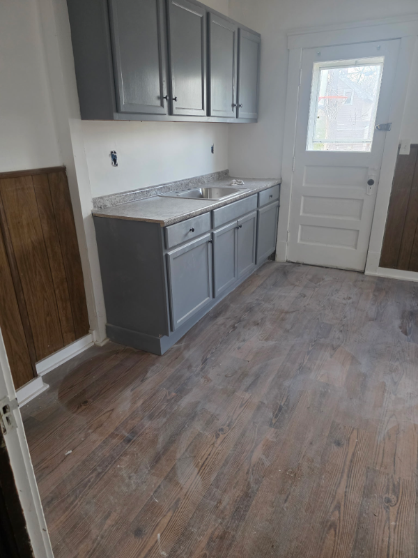 2176 West Blvd #2176 - Photo 3 of 4