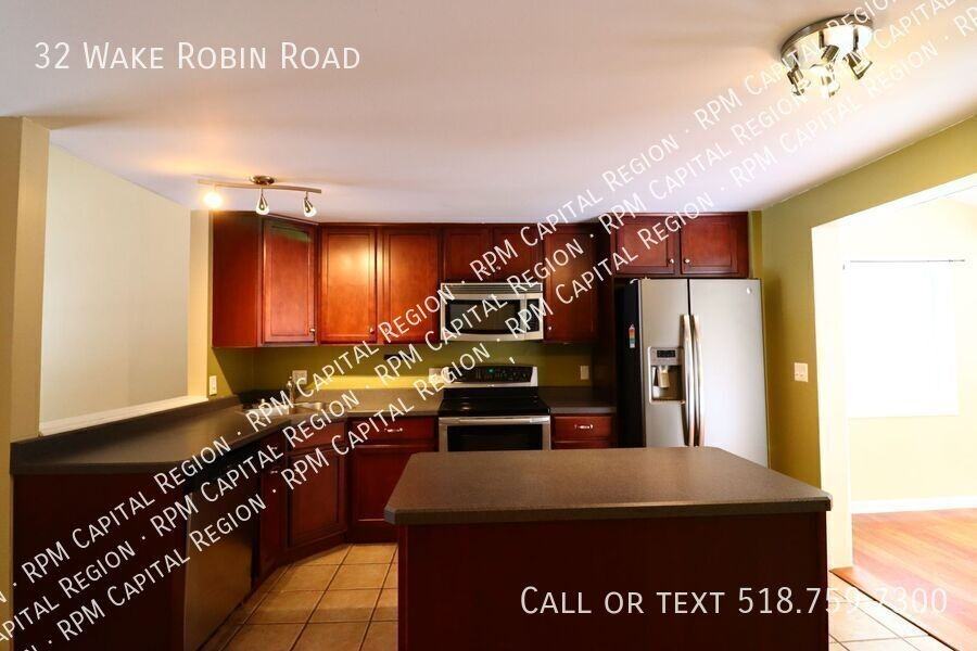 32 Wake Robin Rd - Photo 4 of 9