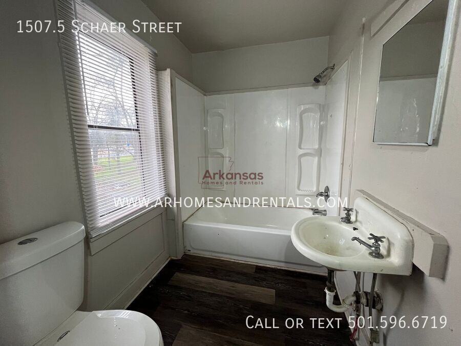 SCHAER & - Photo 7 of 12