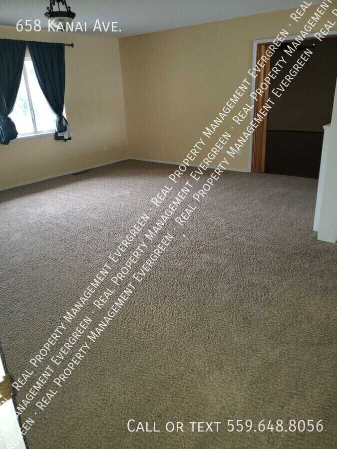 658 W Kanai Ave - Photo 2 of 16