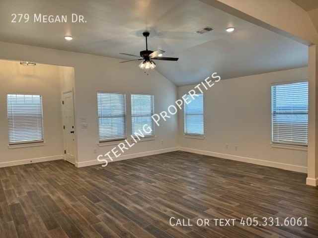 279 Megan Ct - Photo 6 of 34