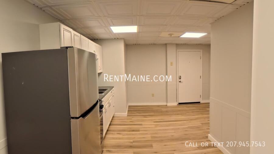 35 Main St #32 - Photo 5 of 11