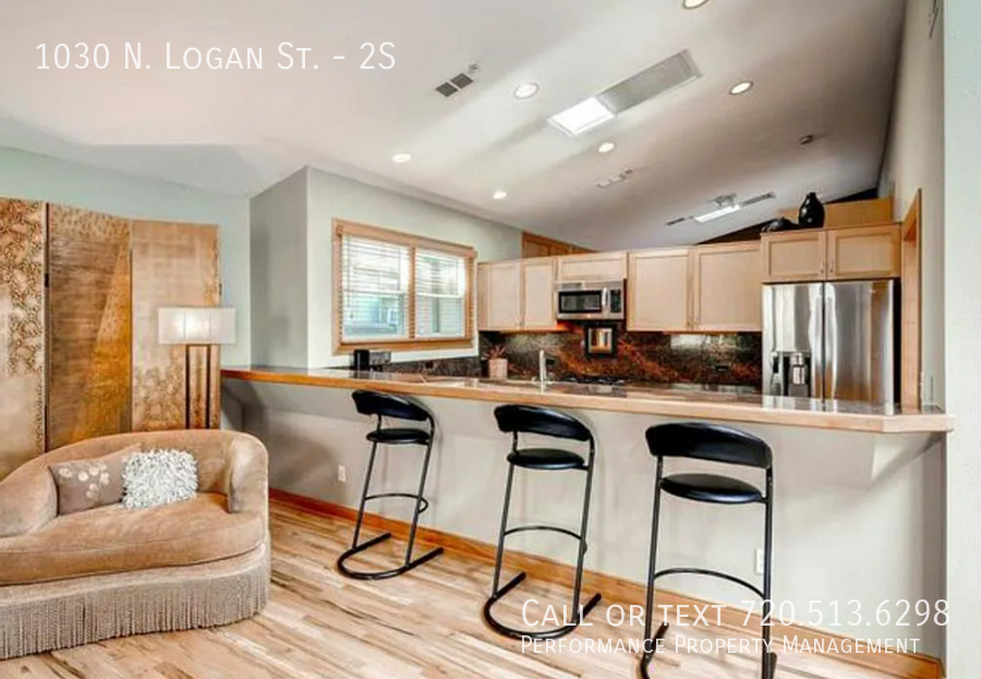 1030 N Logan St #2S - Photo 4 of 20