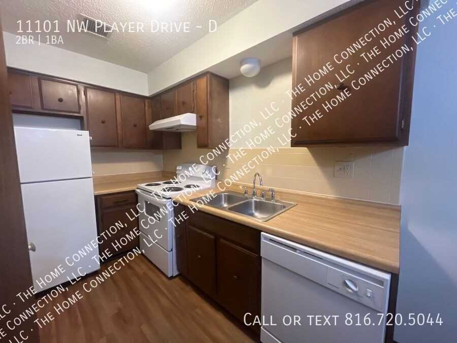 11101 Nw Player Dr #D - Photo 5 of 10