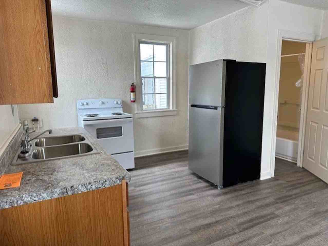 281 Hoffman Ave #1 - Photo 6 of 10