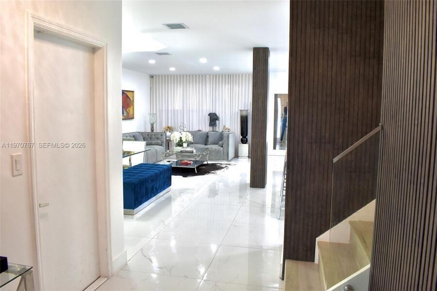 6763 Nw 107th Pl - Photo 3 of 24