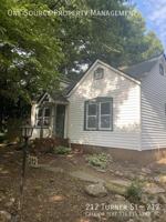 featured image of 212 Turner St #212