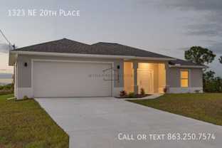 1323 Ne 20th Pl - Photo 1 of 1