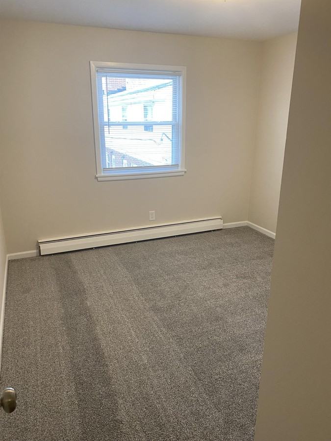 5852 S 31st St #1 - Photo 5 of 11