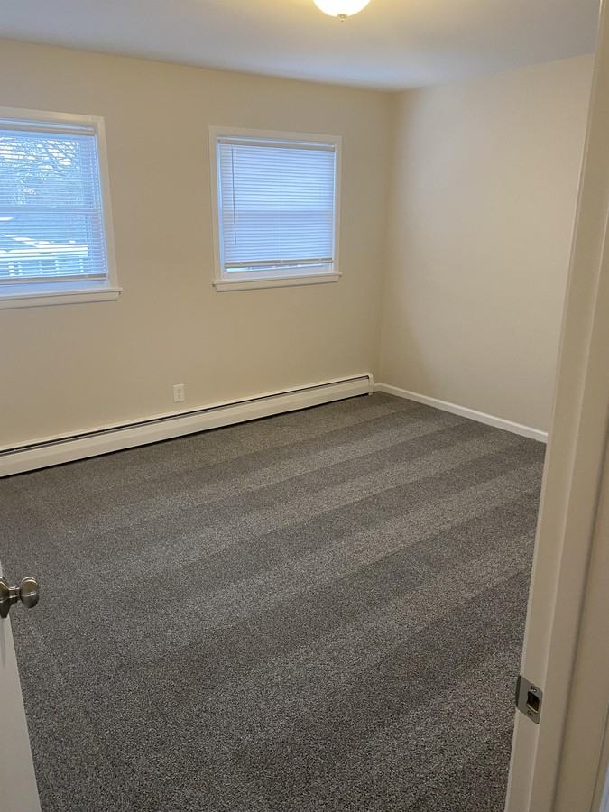 5852 S 31st St #1 - Photo 7 of 11