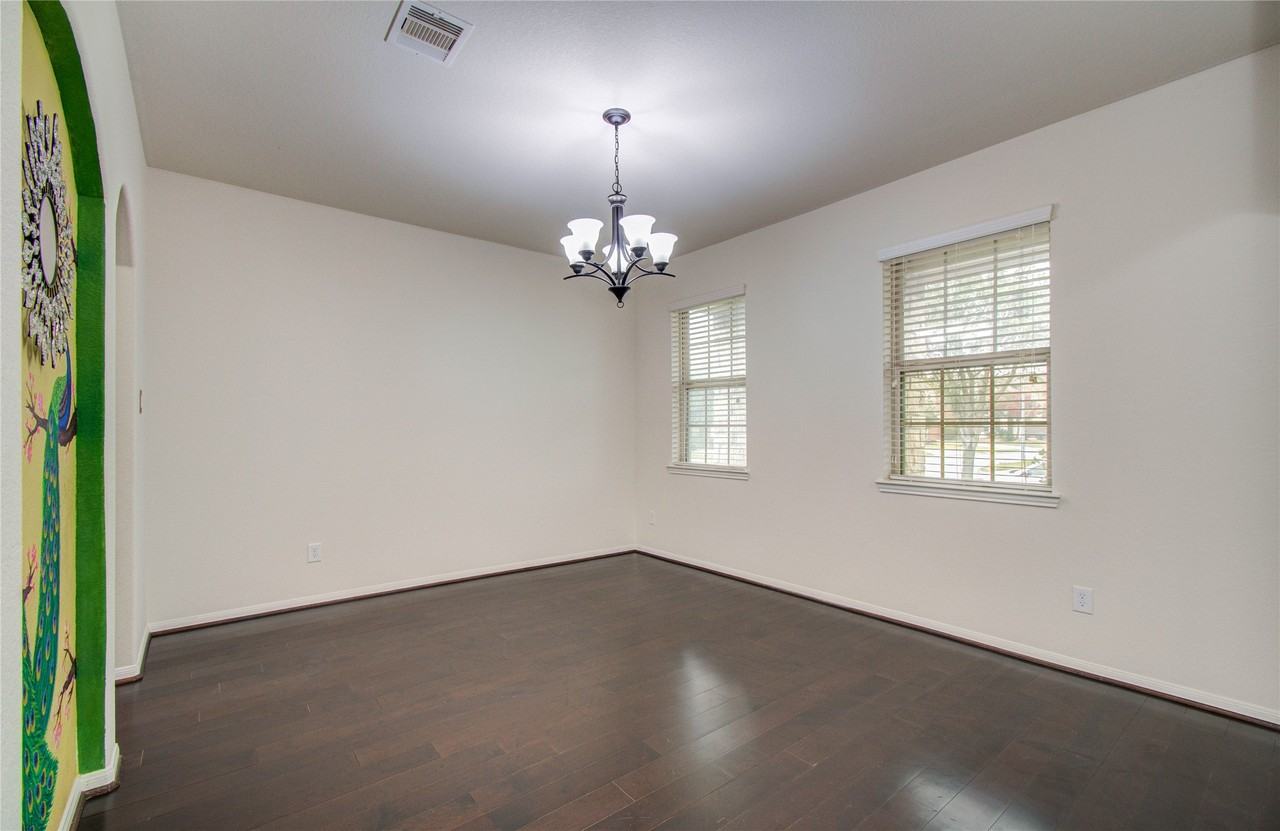 2702 Fairfield Bend Pl #2702 - Photo 2 of 36