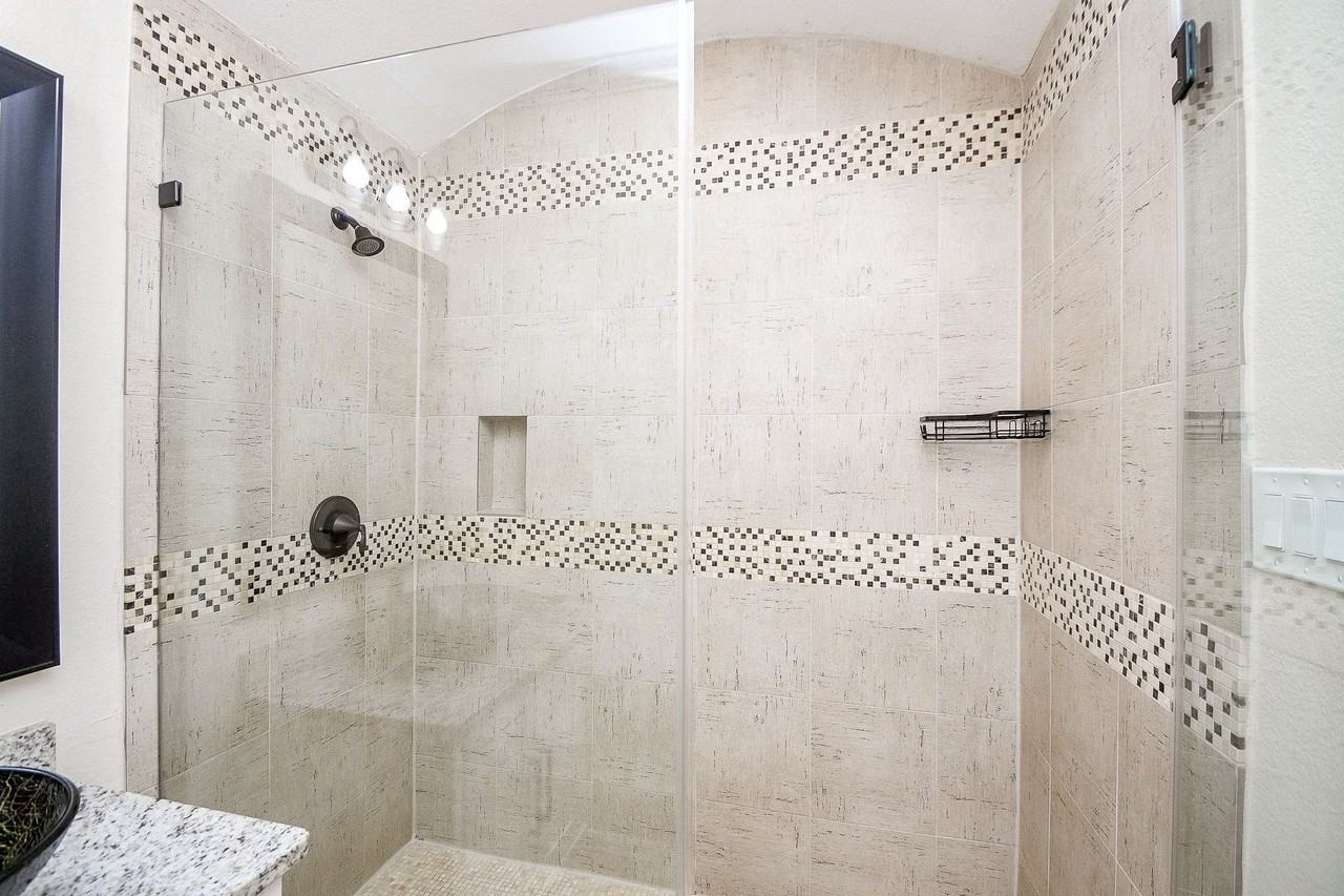 710 Stanford St #710B - Photo 5 of 33