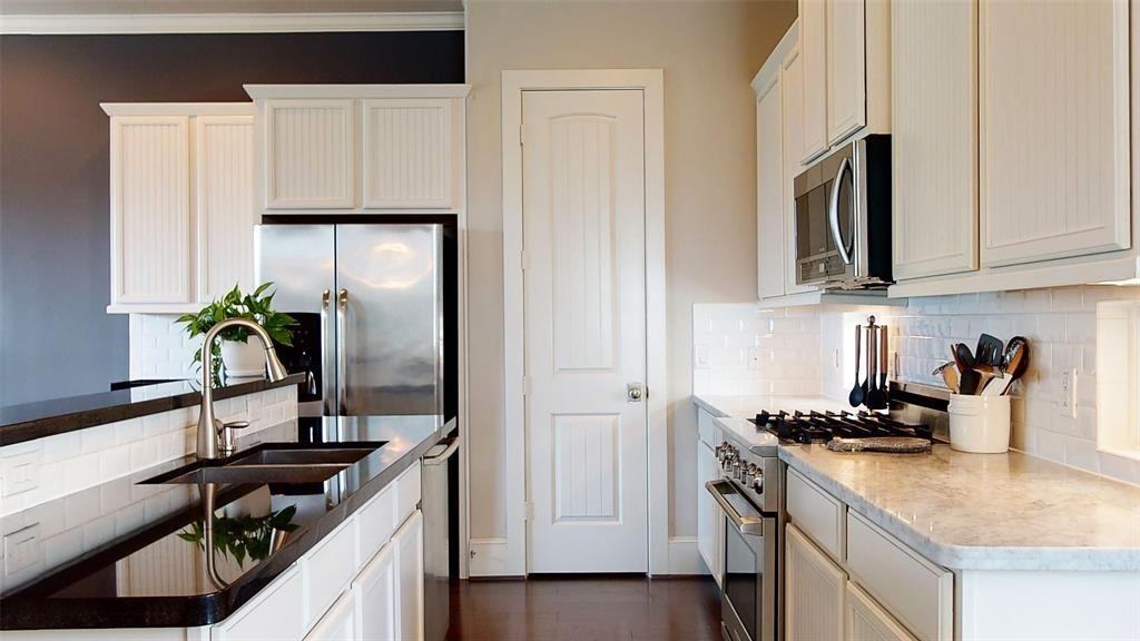 2724 Rutland St #2724 - Photo 5 of 29