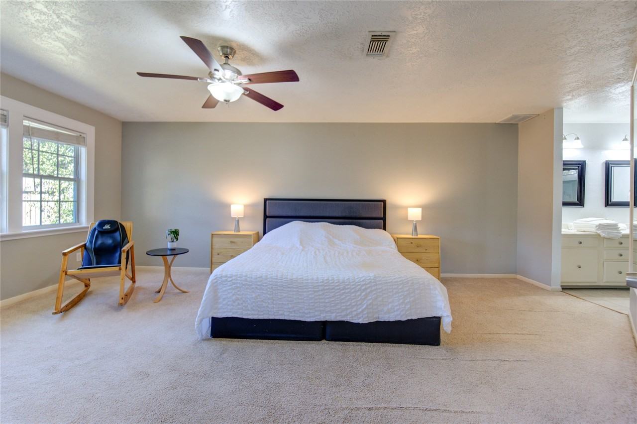 7027 Brockington Dr #7027 - Photo 3 of 35