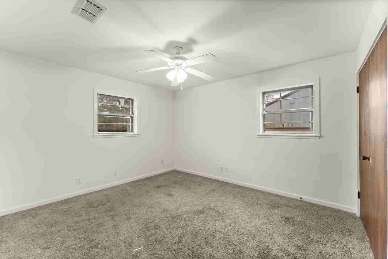 26789 Hanna Rd #26789 - Photo 3 of 14