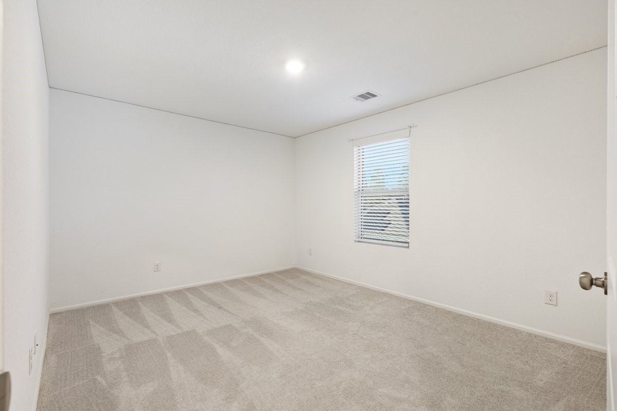 1950 Foxtail Creek Ct #1950 - Photo 4 of 18