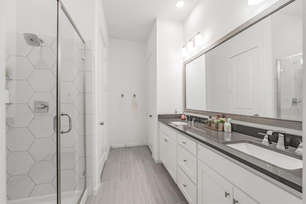 248 Harbor Hills Dr #248 - Photo 3 of 26