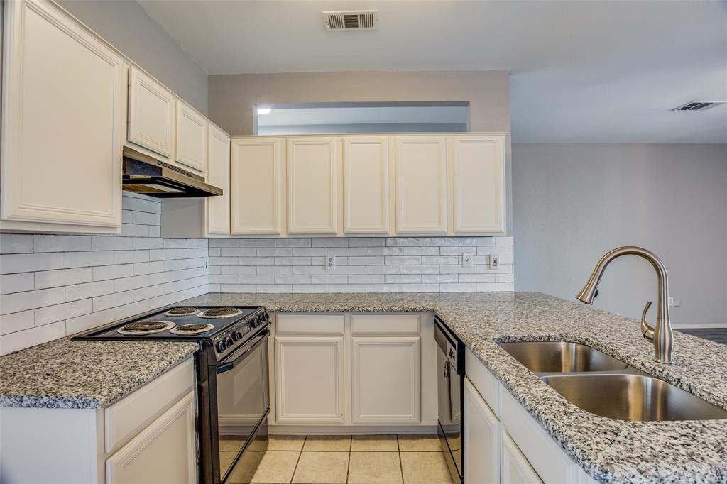 4613 Brimstone Dr #4613 - Photo 3 of 24