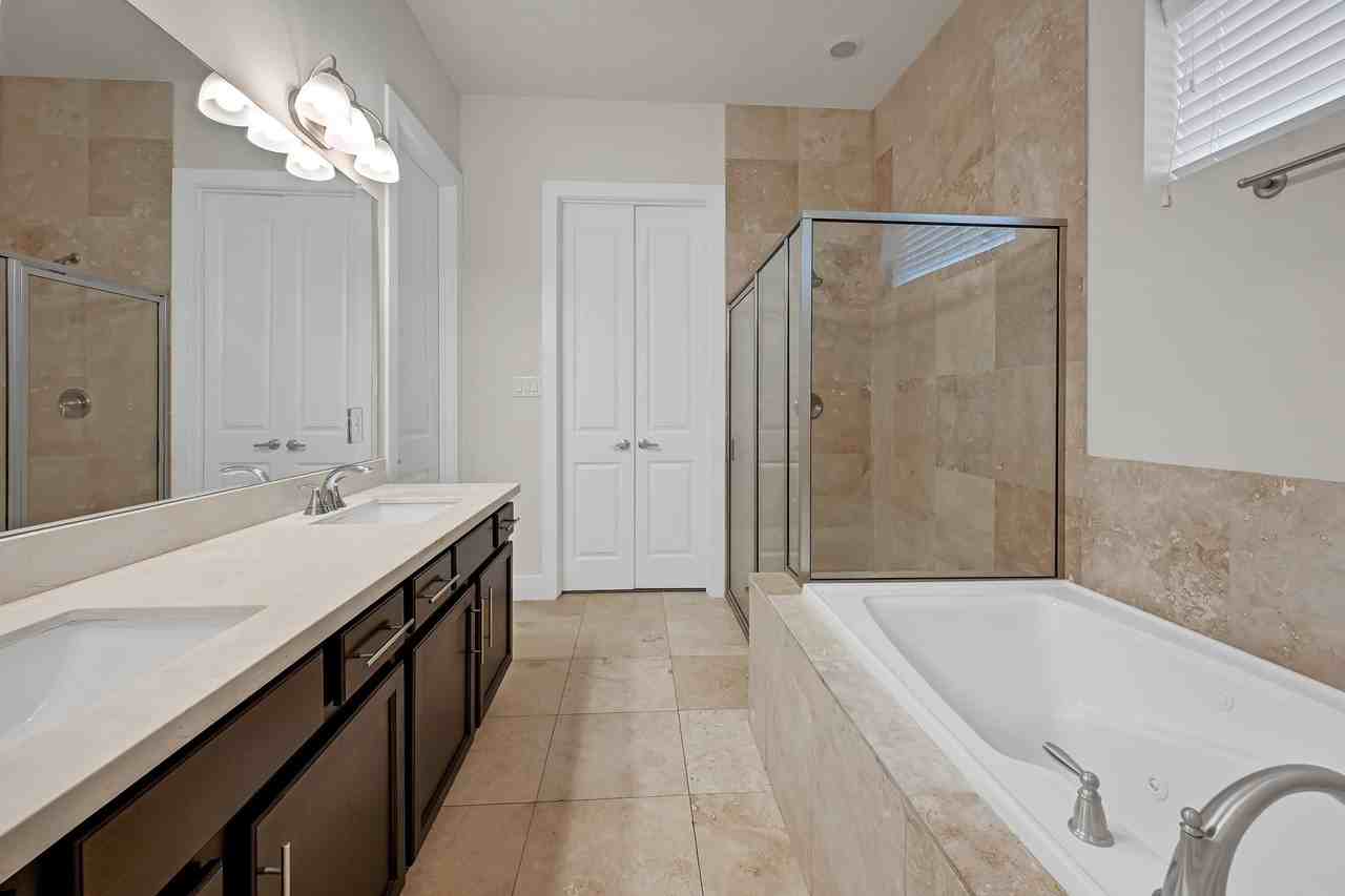 2118 Naomi St #2118 - Photo 5 of 12