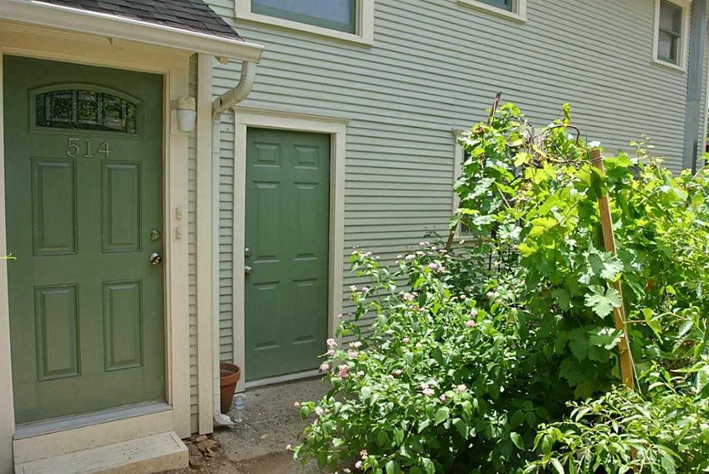 514 E 15th St #514-2 - Photo 5 of 9