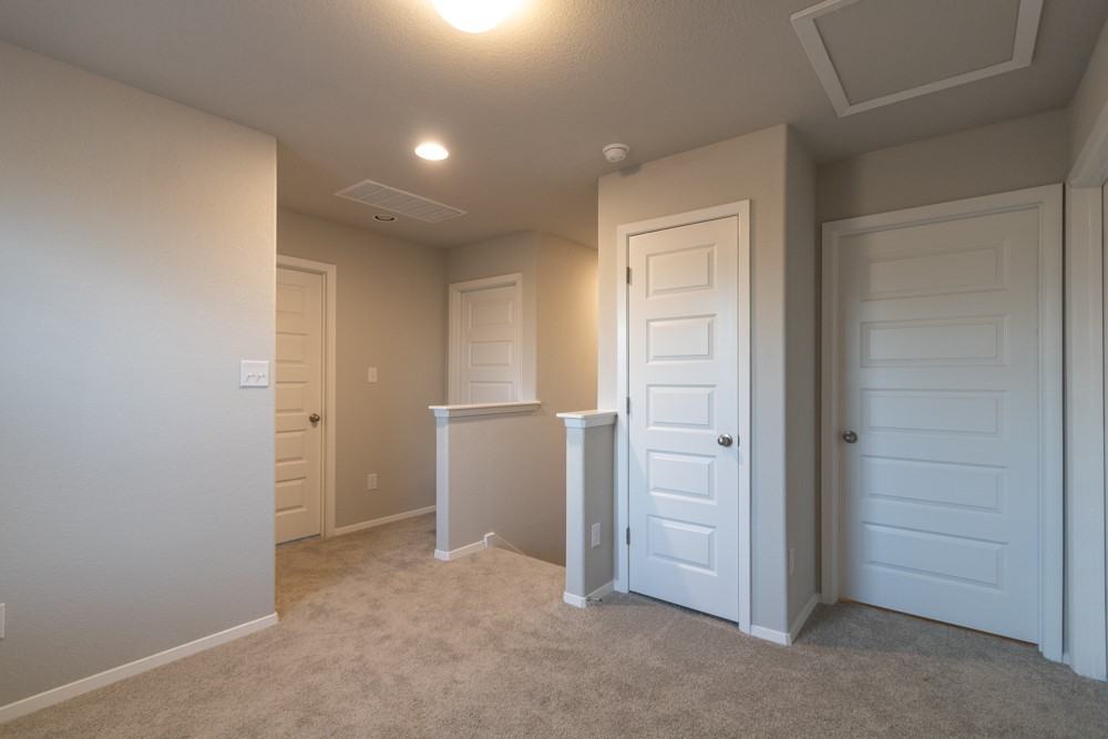 213 River Hills Dr #213 - Photo 3 of 29