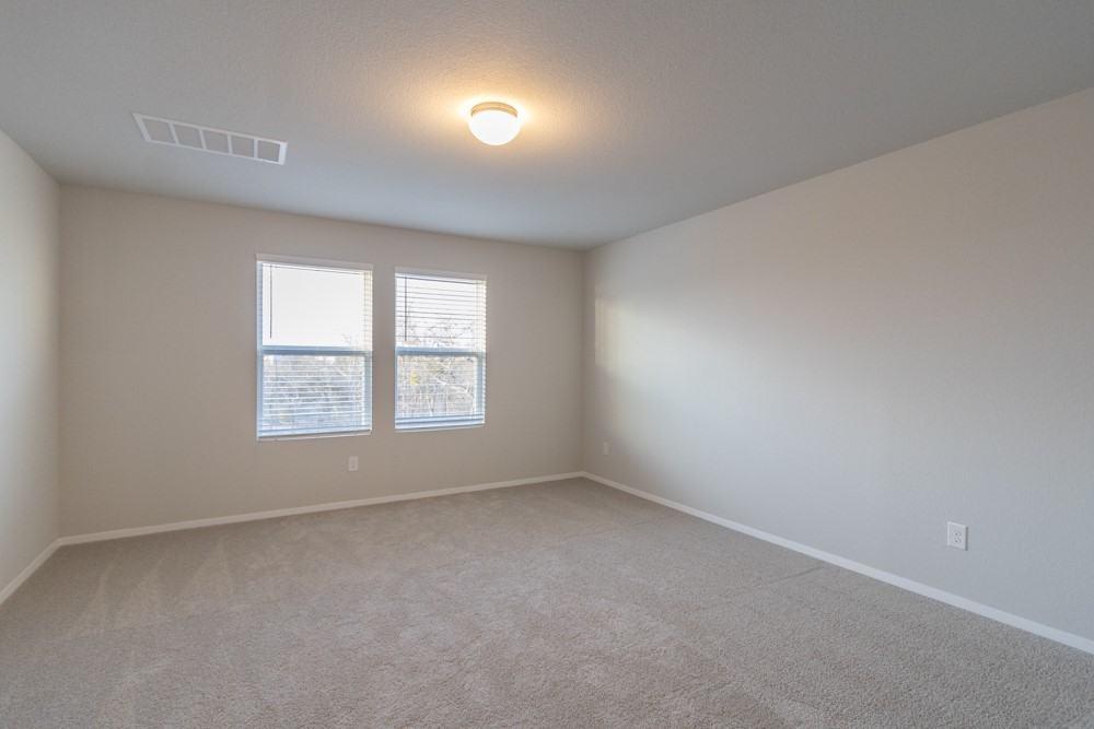 213 River Hills Dr #213 - Photo 5 of 29