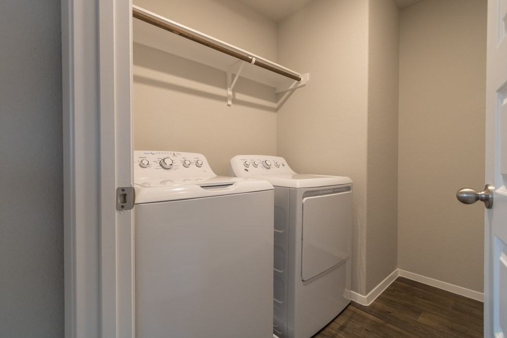 213 River Hills Dr #213 - Photo 6 of 29