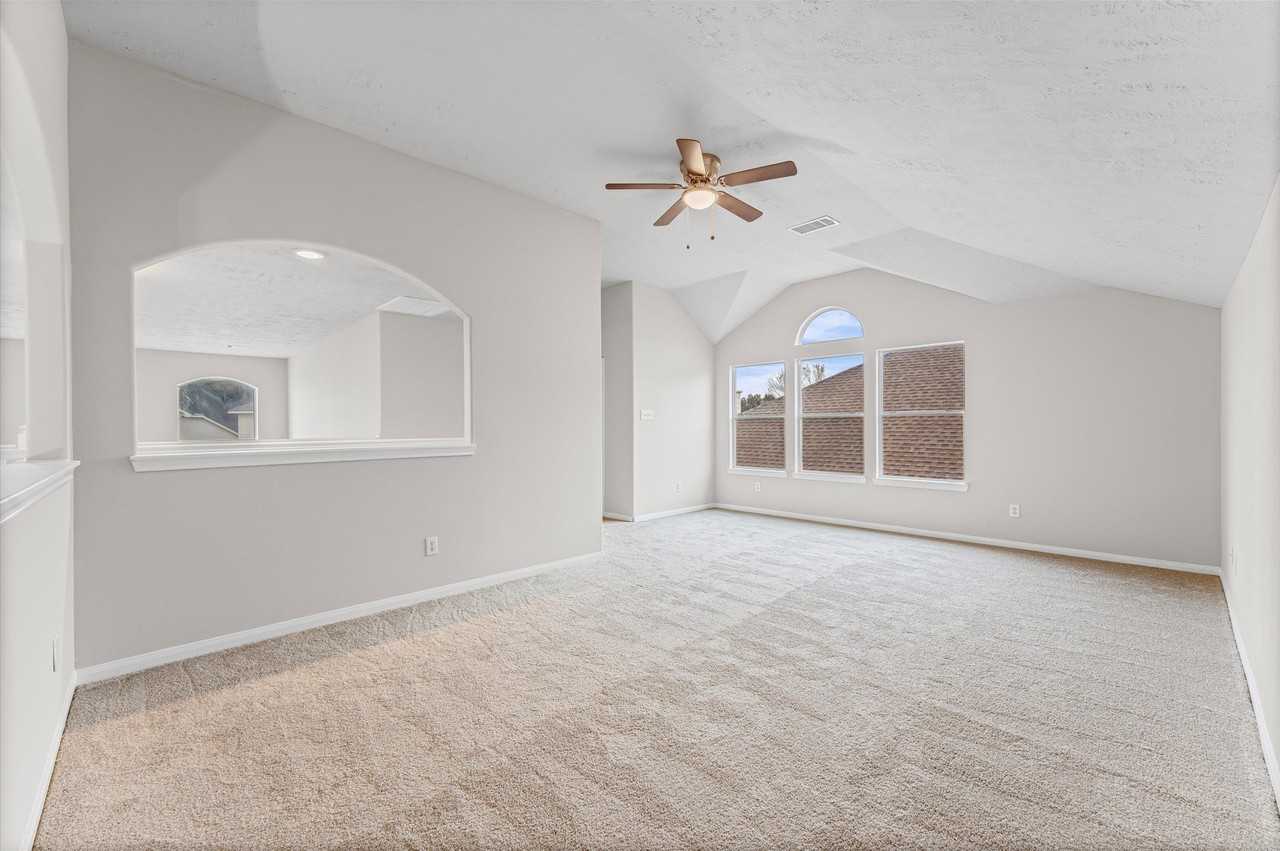 16927 Terrace Park Dr #16927 - Photo 2 of 26