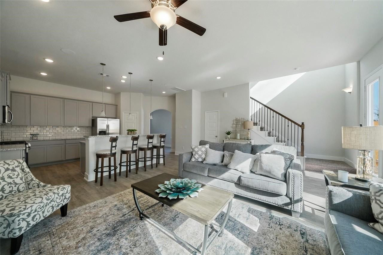 4423 Santorini Ln #4423 - Photo 5 of 6