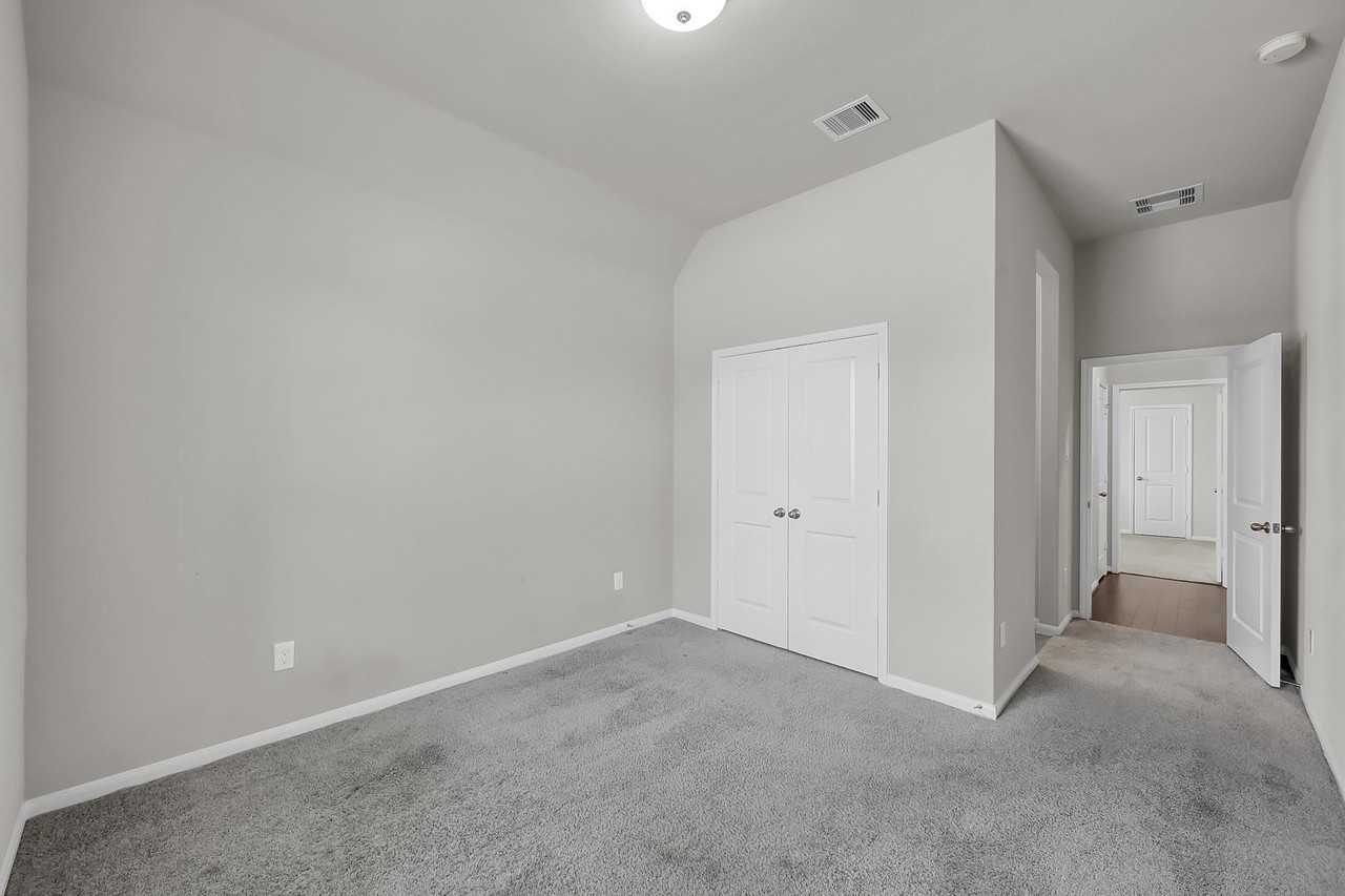 2807 Jehlon Ln #2807 - Photo 5 of 31