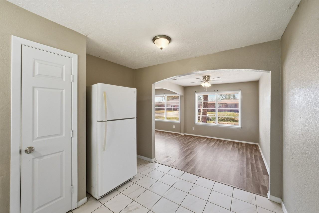 10507 Seaford Dr #10507 - Photo 3 of 26