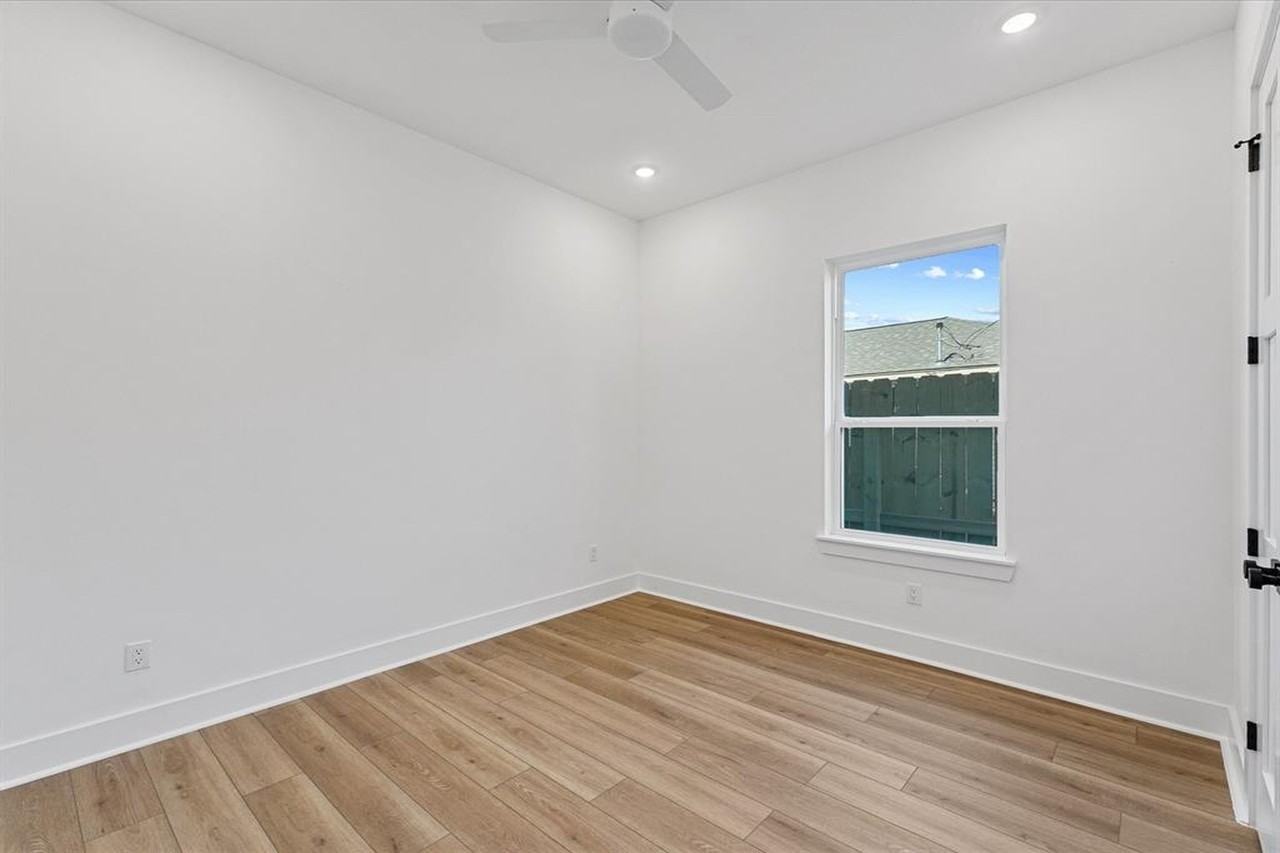 8320 Williamsdell St #8320A - Photo 6 of 11