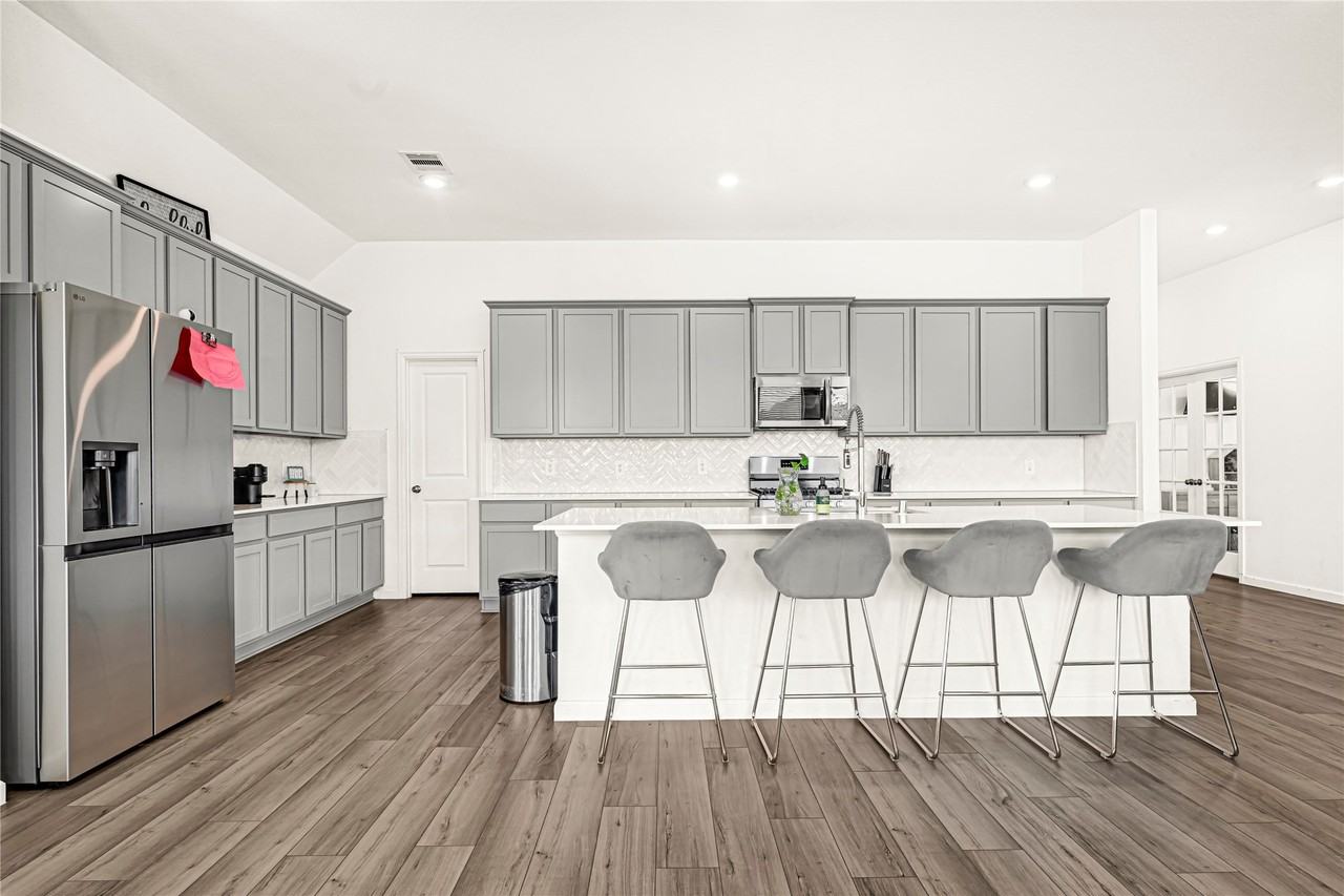 31914 Lillie Lilac Ln #31914 - Photo 2 of 27