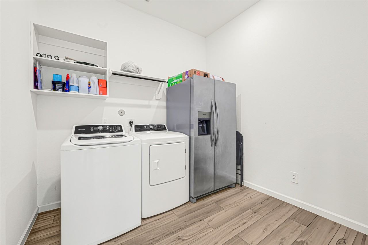 31914 Lillie Lilac Ln #31914 - Photo 5 of 27