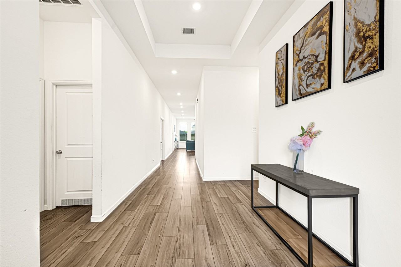 31914 Lillie Lilac Ln #31914 - Photo 7 of 27