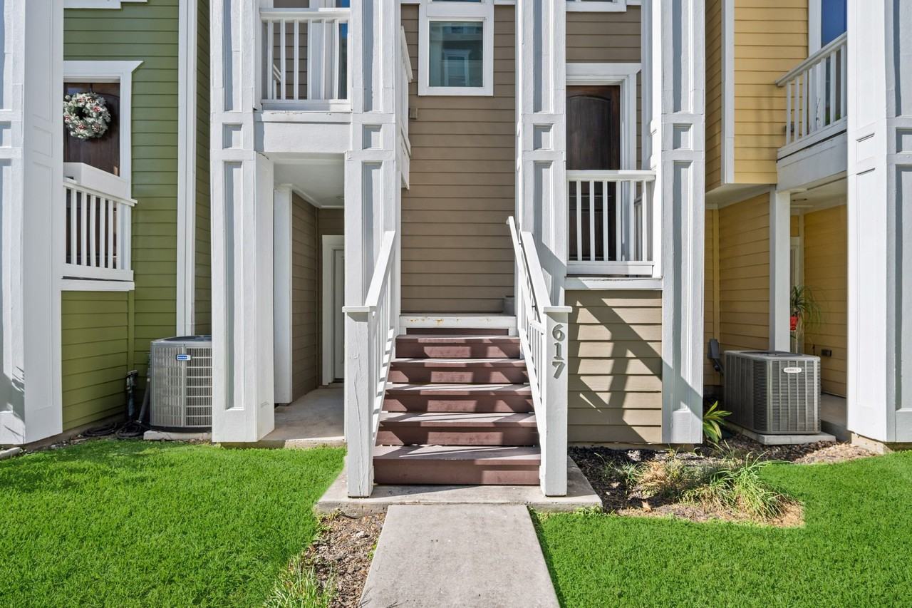 617 W 24th St #617 - Photo 4 of 28