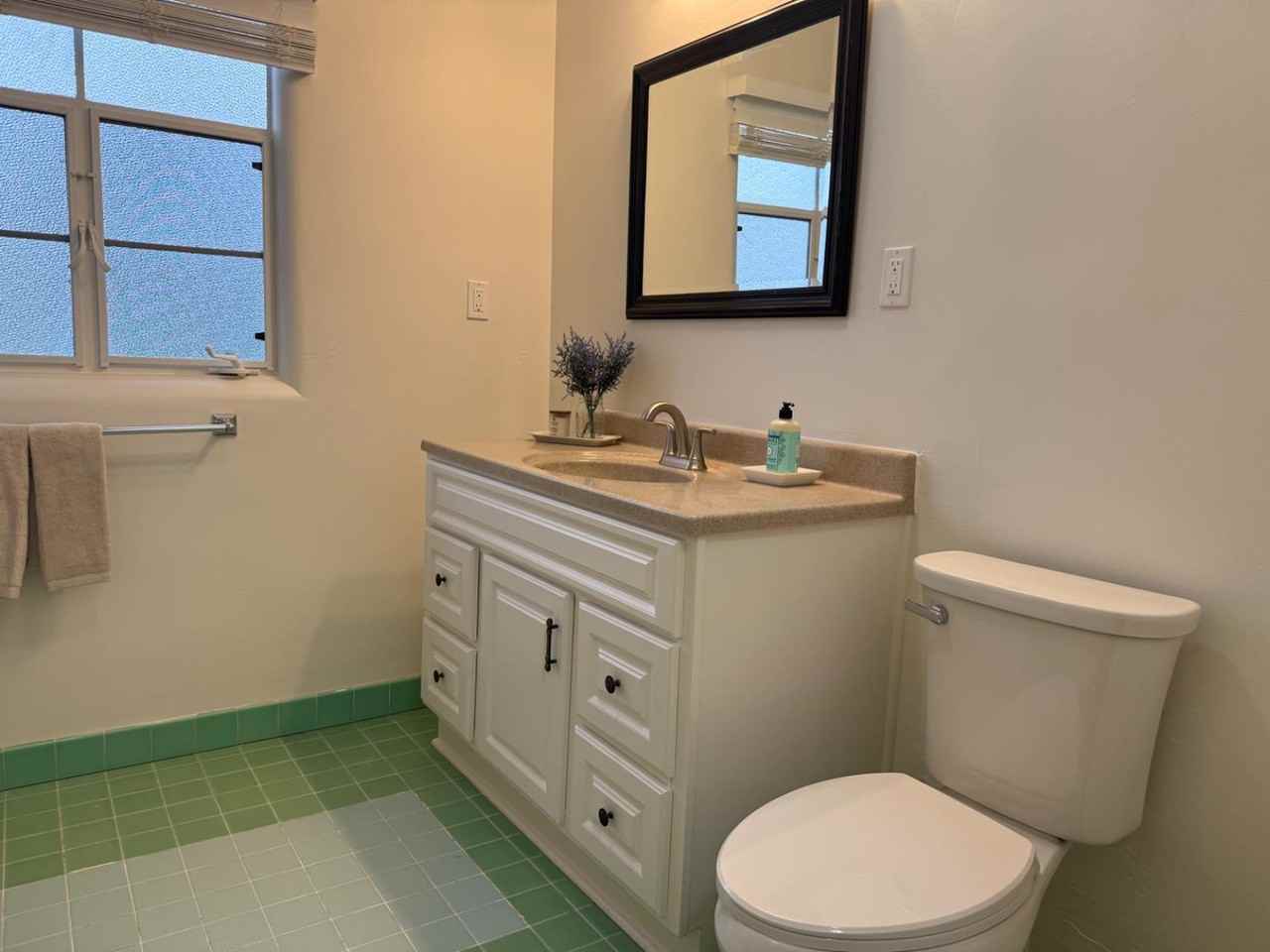 503 Sunset Ave #503 - Photo 4 of 11